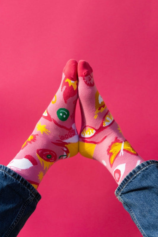 Chaussettes artiste On Fire rose — Laura Deleuze — fabriquées en Limousin — Quanailles