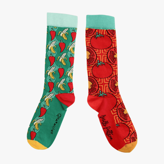 Lucille Pattern | Paire de chaussettes dépareillées Banane - Piment & Tomates